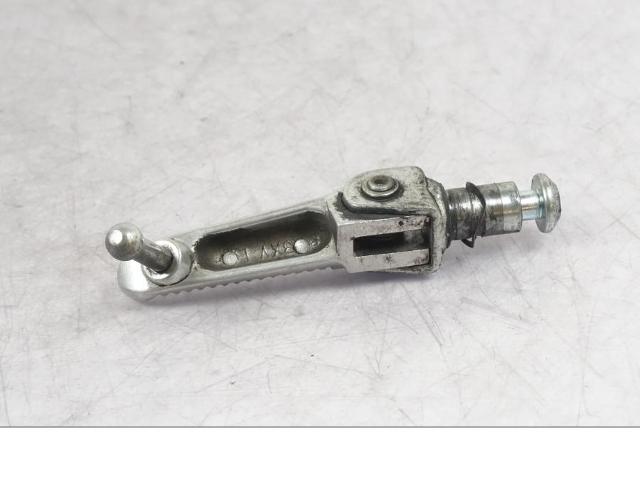 Snett uppifrån på Fotpinne från en Yamaha MT-09 -2016 motorcykel.