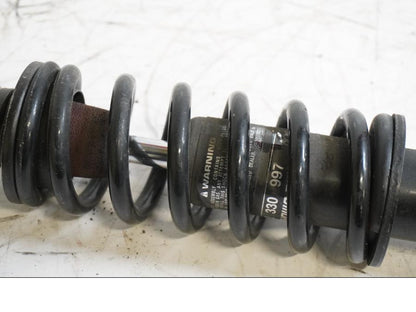 Höger sida på Stötdämpare från en BMW R 1100 S -2003 motorcykel.