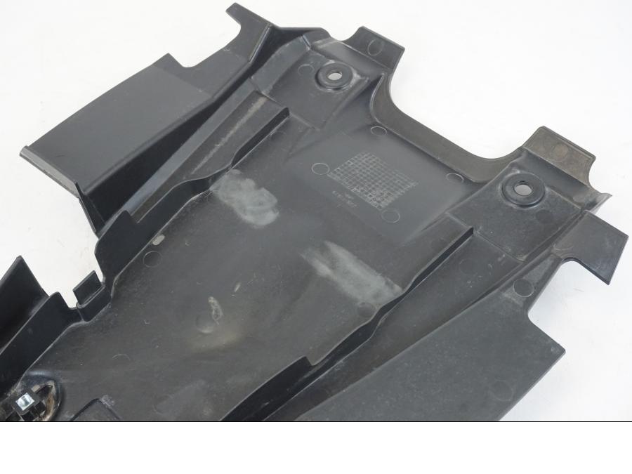 Höger sida på Undertail från en Yamaha WR 125 -2011 motorcykel.