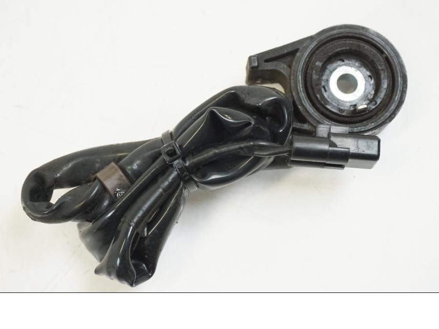 Baksidan på Sidostödsbrytare från en Honda CB 650 F Hornet -2017 motorcykel.