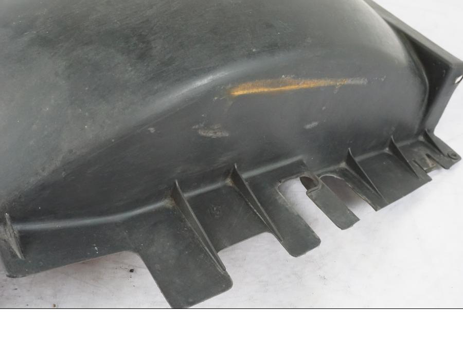 Baksidan på Undertail från en Honda CBR 1000 F -1989 motorcykel.