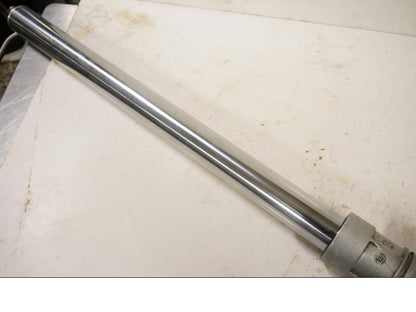 Höger sida på Gaffelben från en Yamaha XT 600 -1990 motorcykel.