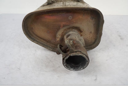 Vänster sida på Ljuddämpare från en Kawasaki ER-6N -2008 motorcykel.