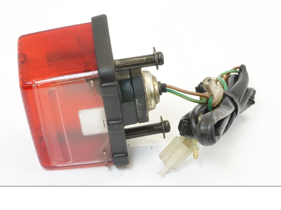 Snett uppifrån på Baklampa från en Honda XL 125 R -1998 motorcykel.