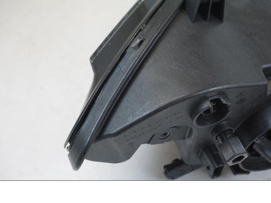 Extrabild2 på Strålkastare från en BMW R 1200 RS -2014 motorcykel.