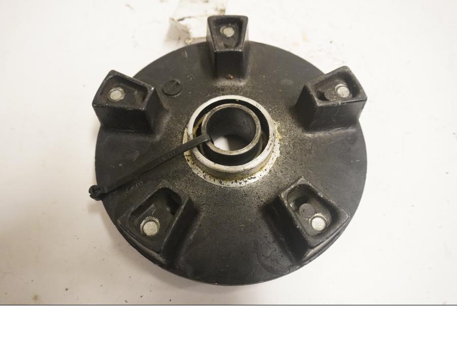 Baksidan på Drevfäste från en Suzuki GSX-R 600 -2004 motorcykel.