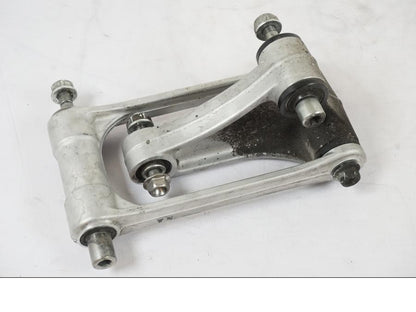 Framsidan på Stötdämparlänkage från en Honda CBR 1000 RR -2007 motorcykel.