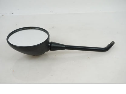 Baksidan på Backspegel från en BMW R 1200 GSA -2012 motorcykel.