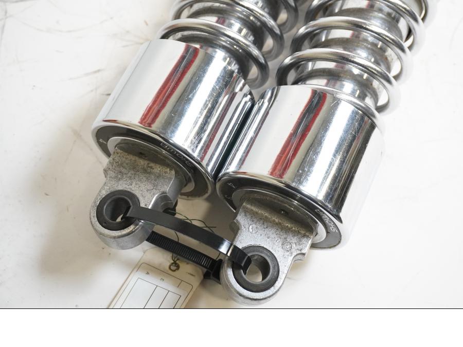 Baksidan på Stötdämpare från en Kawasaki VN 750 -1993 motorcykel.