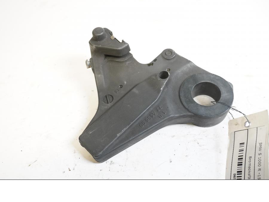 Framsidan på Bromsoksfäste från en BMW S 1000 R -2015 motorcykel.