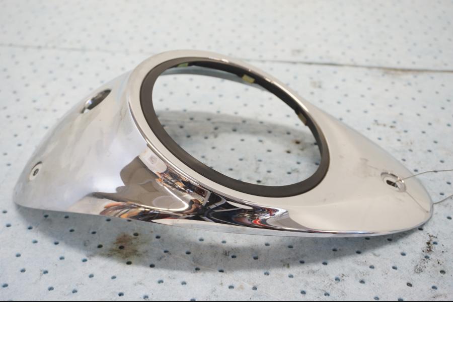 Framsidan på Instrumentkonsoll från en Yamaha XVS 1100 -2000 motorcykel.