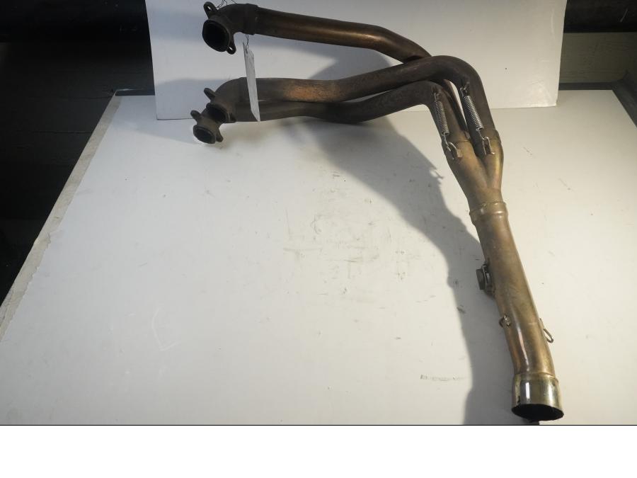 Höger sida på Grenrör från en Triumph Daytona T 595 -1998 motorcykel.