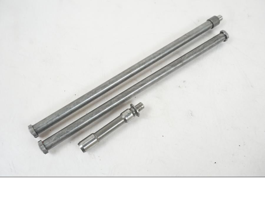 Framsidan på Kopplingsarm från en BMW R 1250 GS -2021 motorcykel.