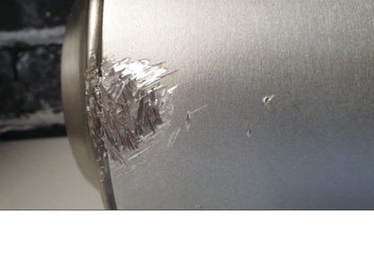 Höger sida på Ljuddämpare från en Ducati Monster 696 -2013 motorcykel.