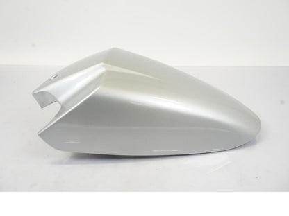 Baksidan på Framskärm från en BMW R 1150 RS -2003 motorcykel.