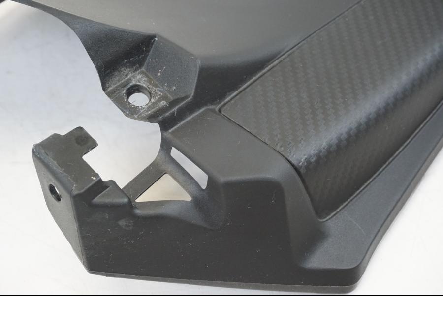 Höger sida på Innerpanel från en Honda CBR 650 R -2019 motorcykel.