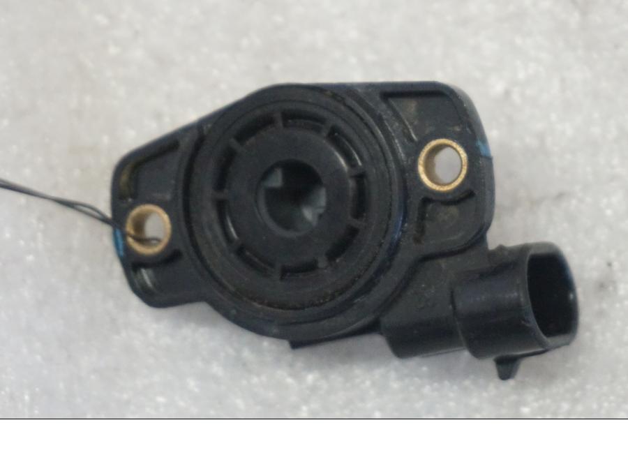 Baksidan på TPS från en Ducati Monster 796 -2013 motorcykel.