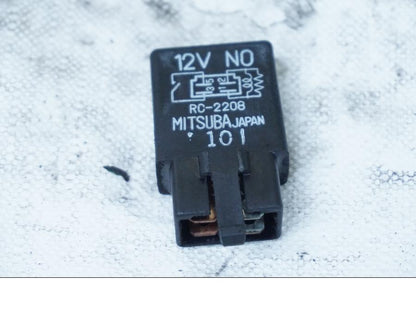 Framsidan på Relä från en Honda VFR 750 -1992 motorcykel.