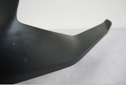 Snett uppifrån på Svingskärm från en KTM 1290 Super Duke -2019 motorcykel.