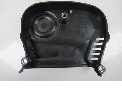 Höger sida på Motorkåpa från en Ducati Desert X -2022 motorcykel.