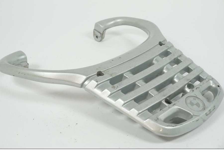 Vänster sida på Pakethållare från en BMW F 650 -1998 motorcykel.