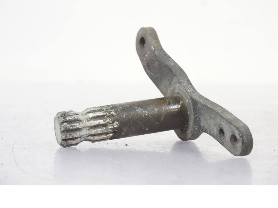 Baksidan på Bromslänkage från en Suzuki GSX 550 EF -1985 motorcykel.