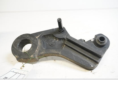 Framsidan på Bromsoksfäste från en KTM 690 SM -2008 motorcykel.