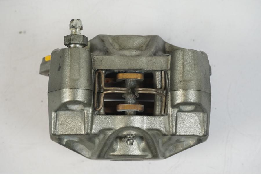 Snett uppifrån på Bromsok från en KTM 1290 Super Duke R -2018 motorcykel.