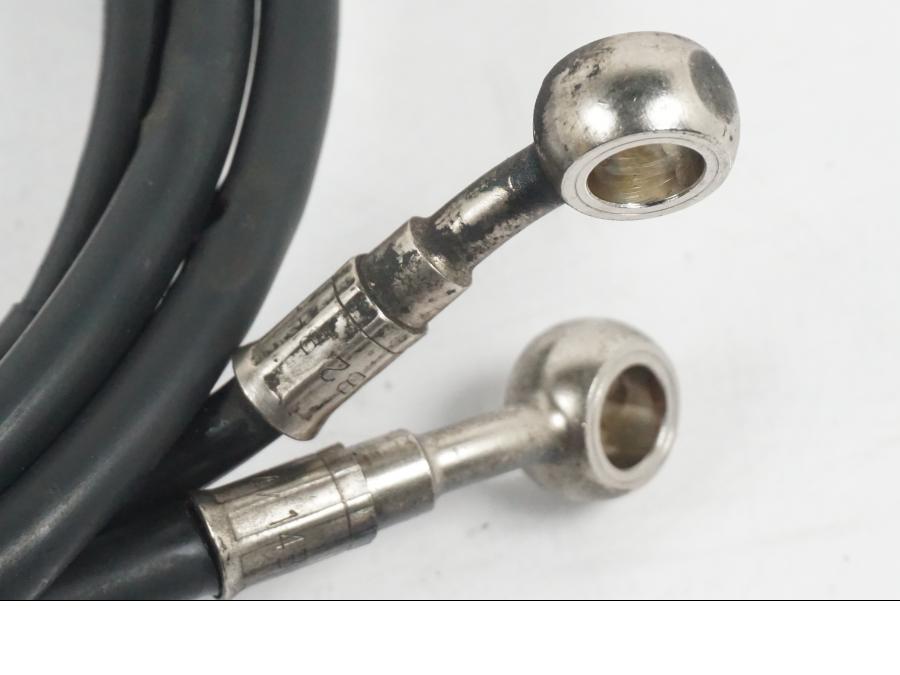 Baksidan på Bromsledning från en MV Agusta Dragster -2014 motorcykel.