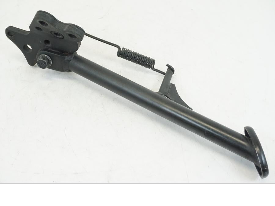 Framsidan på Sidostöd från en Kawasaki NINJA 400 -2020 motorcykel.