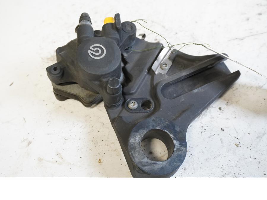 Framsidan på Bromsok från en BMW S 1000 RR -2010 motorcykel.