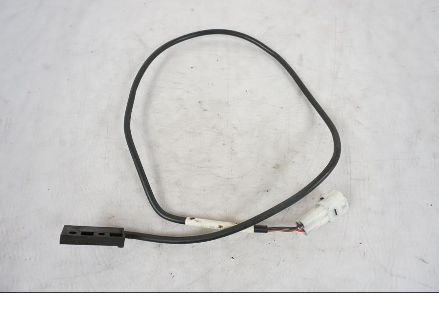 Framsidan på Hastighetsgivare från en KTM 990 Super Duke -2006 motorcykel.