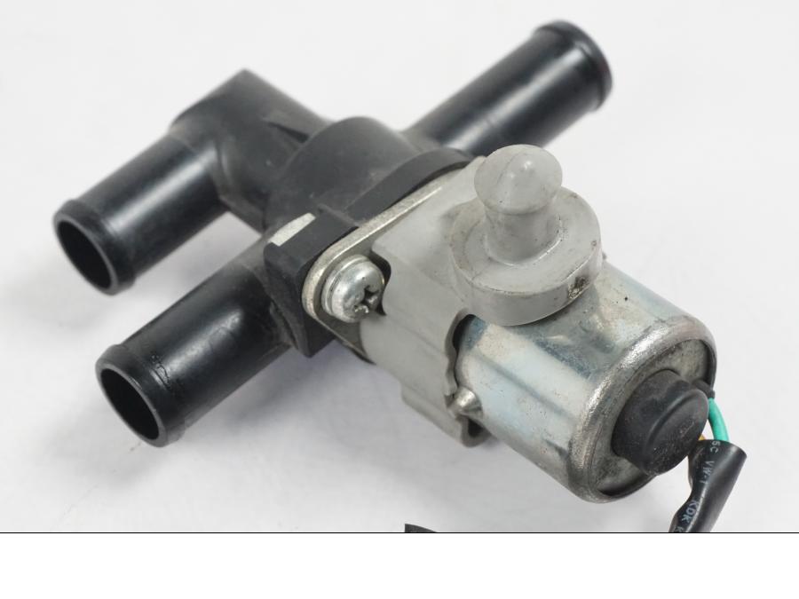 Extrabild1 på Second Air från en Yamaha YZF 1000 R1 -2007 motorcykel.