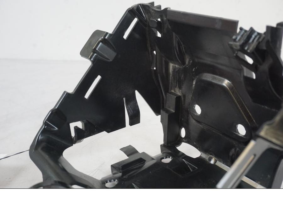 Höger sida på ABS Låda från en BMW R 1250 GS -2021 motorcykel.