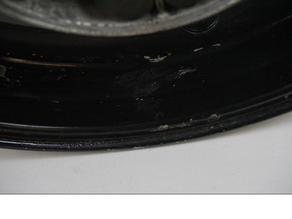 Extrabild2 på Fälg från en Suzuki SV 650 -2005 motorcykel.