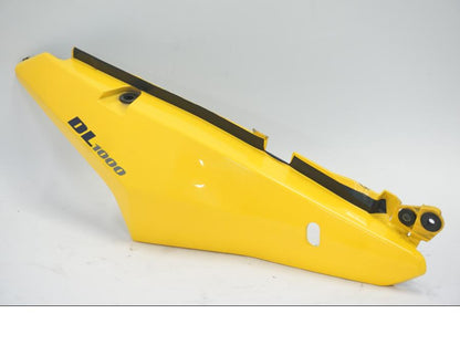 Höger sida på Bakvinge från en Suzuki DL 1000 -2003 motorcykel.