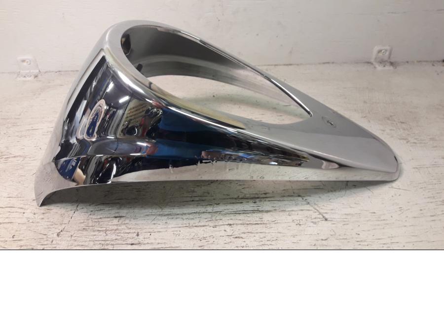 Framsidan på Instrumentkonsoll från en Kawasaki VN 900 -2007 motorcykel.