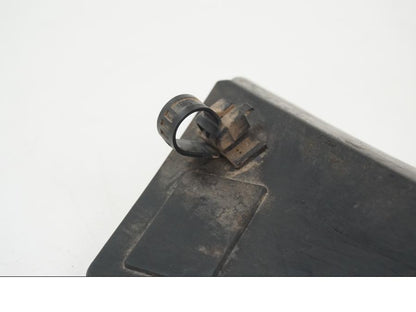 Extrabild2 på Vattenkylkåpa från en Suzuki GSX-R 750 -2001 motorcykel.