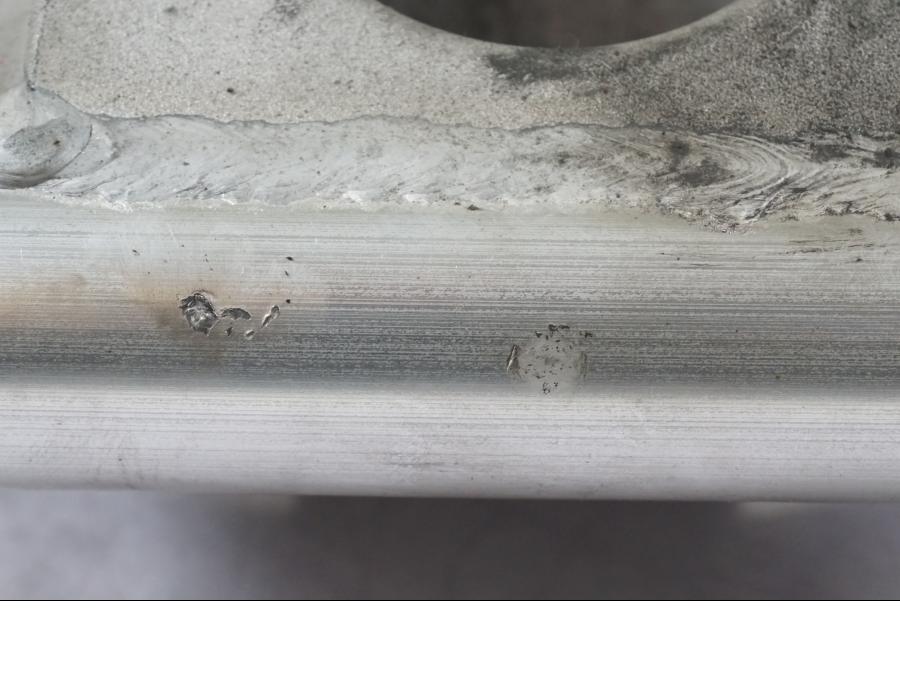 Snett uppifrån på Sving från en Suzuki GSX 1300 RX -1999 motorcykel.