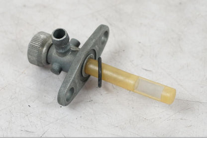 Framsidan på Bensinkran från en KTM 690 SM R -2009 motorcykel.