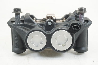 Framsidan på Bromsok från en Yamaha MT-09 -2021 motorcykel.