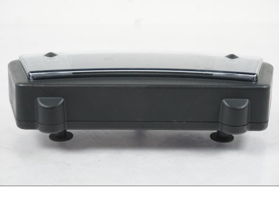 Höger sida på Instrumentpanel från en Kawasaki ER-6F -2010 motorcykel.