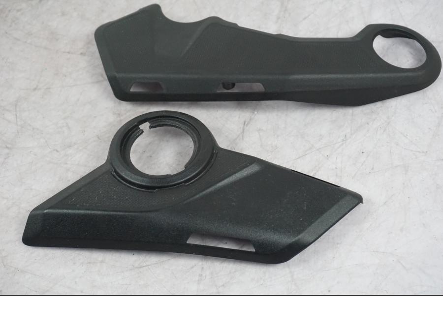 Baksidan på Ramskydd från en Ducati Multistrada V4 -2024 motorcykel.