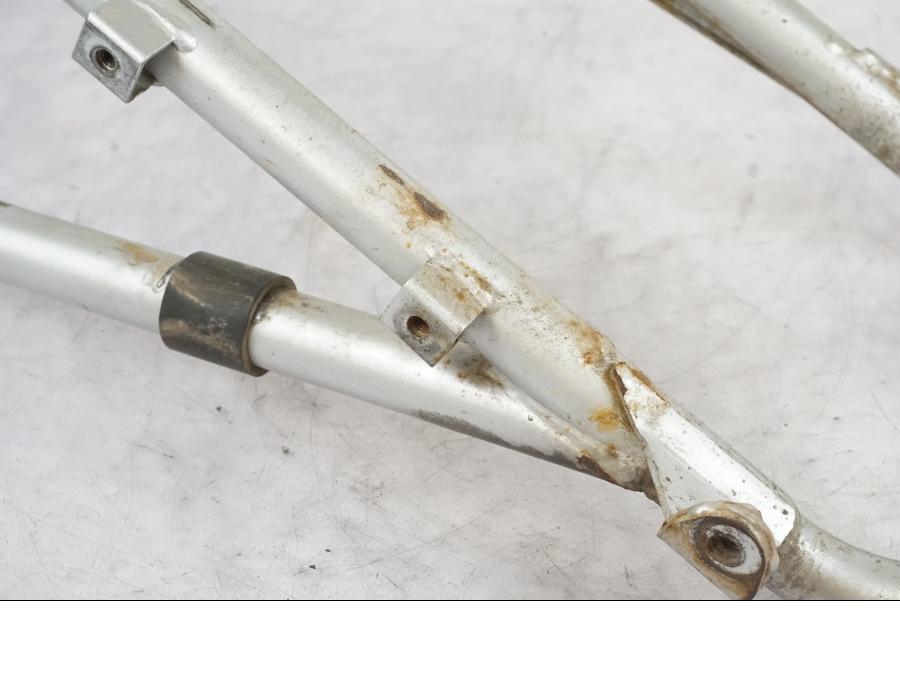 Extrabild2 på Bakram från en Kawasaki KL 650A -1987 motorcykel.