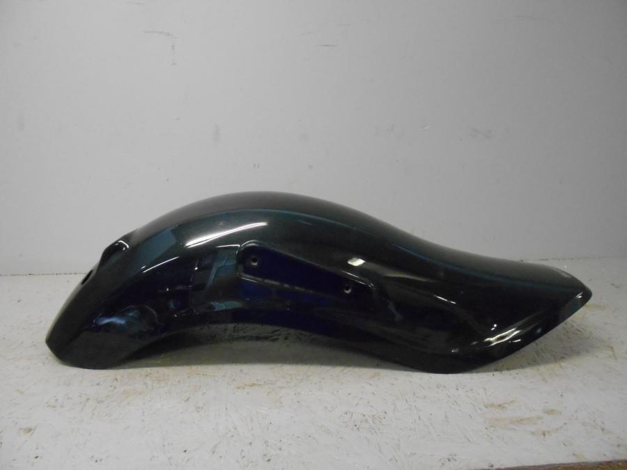 Höger sida på Bakskärm från en Suzuki VZ 1600 -2004 motorcykel.