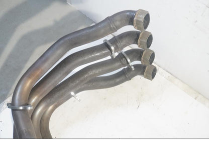 Baksidan på Grenrör från en Honda CBR 1000 RR -2004 motorcykel.