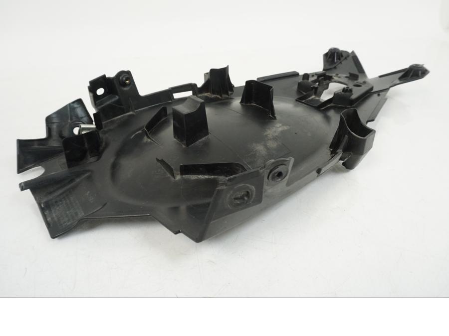 Baksidan på Undertail från en Kawasaki ER-6F -2016 motorcykel.