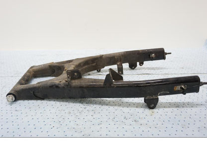 Baksidan på Sving från en Kawasaki EN 500 -1999 motorcykel.