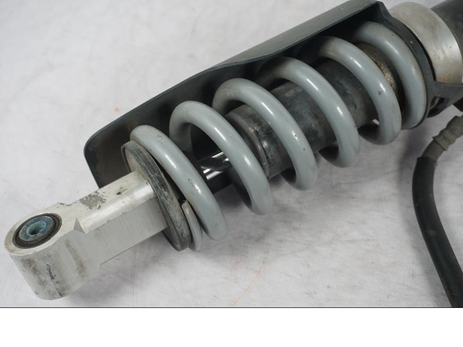 Vänster sida på Stötdämpare från en BMW R 1200 R -2007 motorcykel.