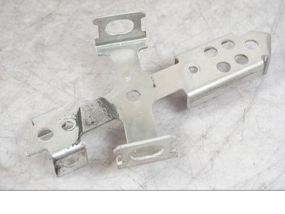 Framsidan på Relähållare från en Kawasaki ZX-6R -2006 motorcykel.